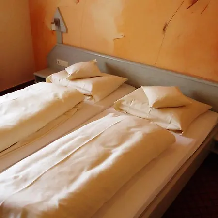 Szálloda Krone Niederstotzingen