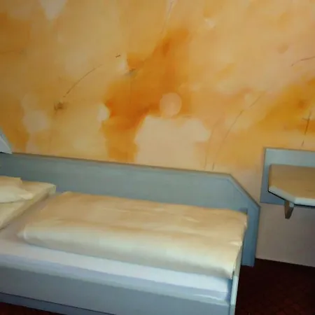 Krone Szálloda Niederstotzingen